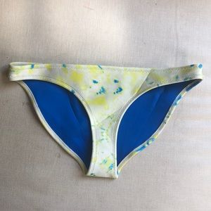 XL triangl bikini bottoms